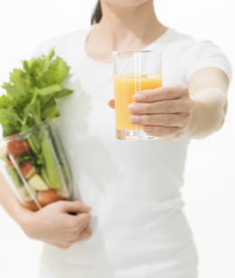Orange juice and vegetables